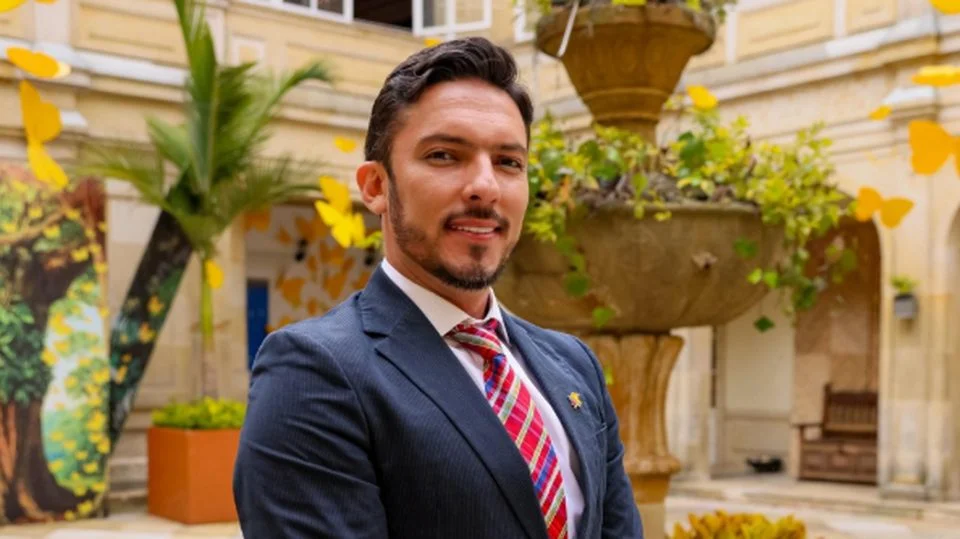 Juan Carlos Ex-ator Pornô Se Torna Ministro da Colômbia