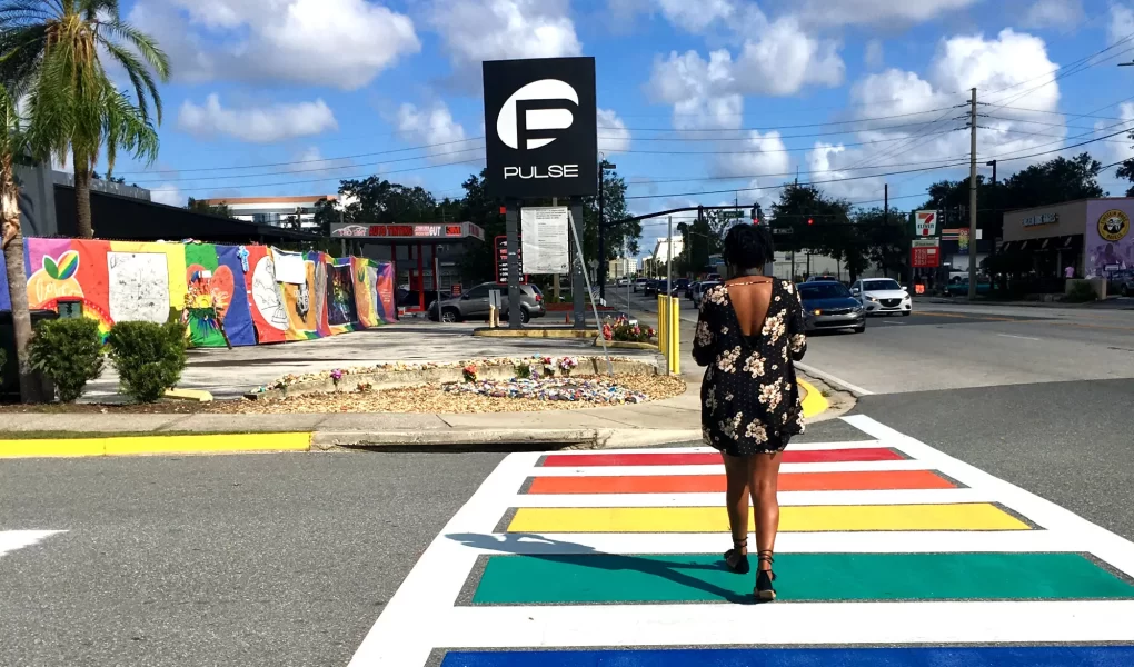Memorial do Arco-Íris de Orlando é Apagado