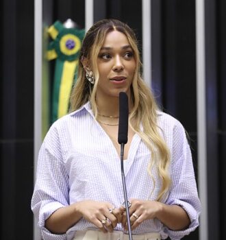 debate sobre transfobia na justiça